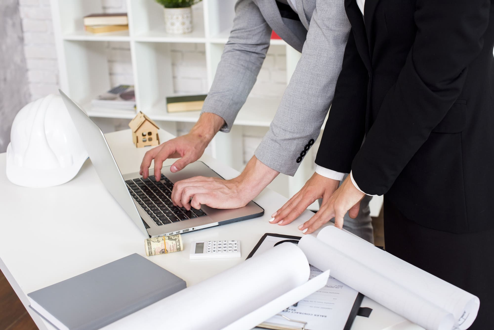 Book a Salesboom CRM personalized demo for your team